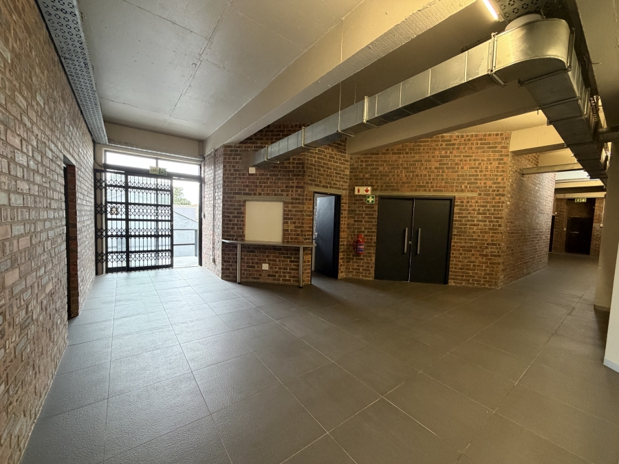 To Let Commercial Property for Rent in Salt River Western Cape